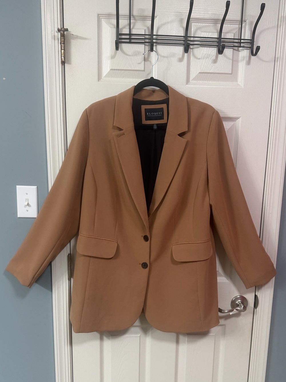 Eloquii Tailored Camel Blazer - Single-Breasted Women's Jacket - Picture 16 of 16